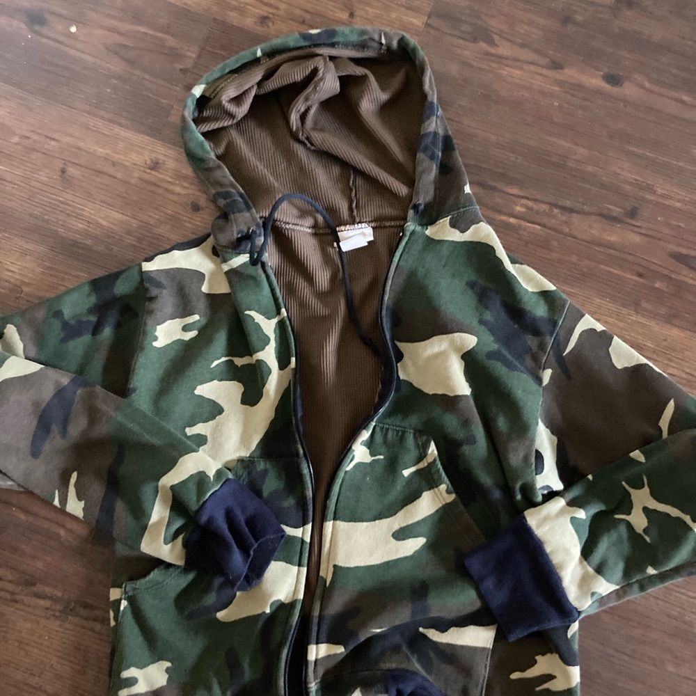 Camouflage Zip-Up Hoodie